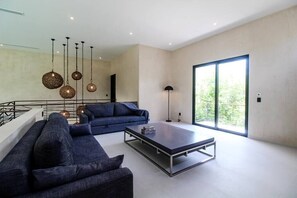 Fernseher, Netflix, Streaming-Dienste