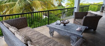 Serenity of San Salvador, Bahamas