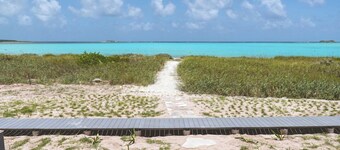 Snow Bay Villa, San Salvador