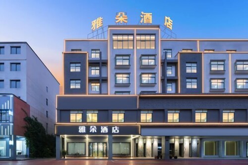 Emperor Hotel