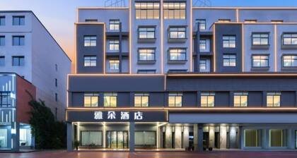 Emperor Hotel