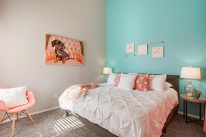 1 dormitorio, tabla de planchar con plancha, wifi