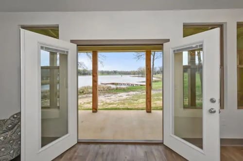 Lakeside Getaway #4 near Canton Trade Days