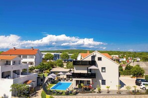 Exterior - Holiday apartment with sea view and shared-use pool (Krk)