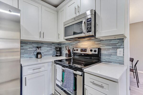 Fridge, microwave, oven, stovetop