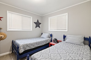 3 chambres, lit parapluie, Wi-Fi gratuit, draps fournis