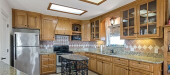 Perfect getaway for all!  Fish and hunt with all the comforts of home!