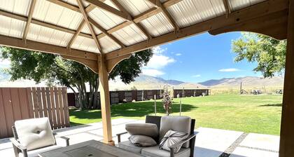 SUNSHINE RANCH
Elegant Country Retreat