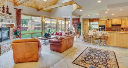 SUNSHINE RANCH
Elegant Country Retreat