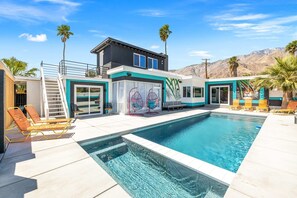 Pool - Designer Retreat with Mini-Golf (Palm Springs)