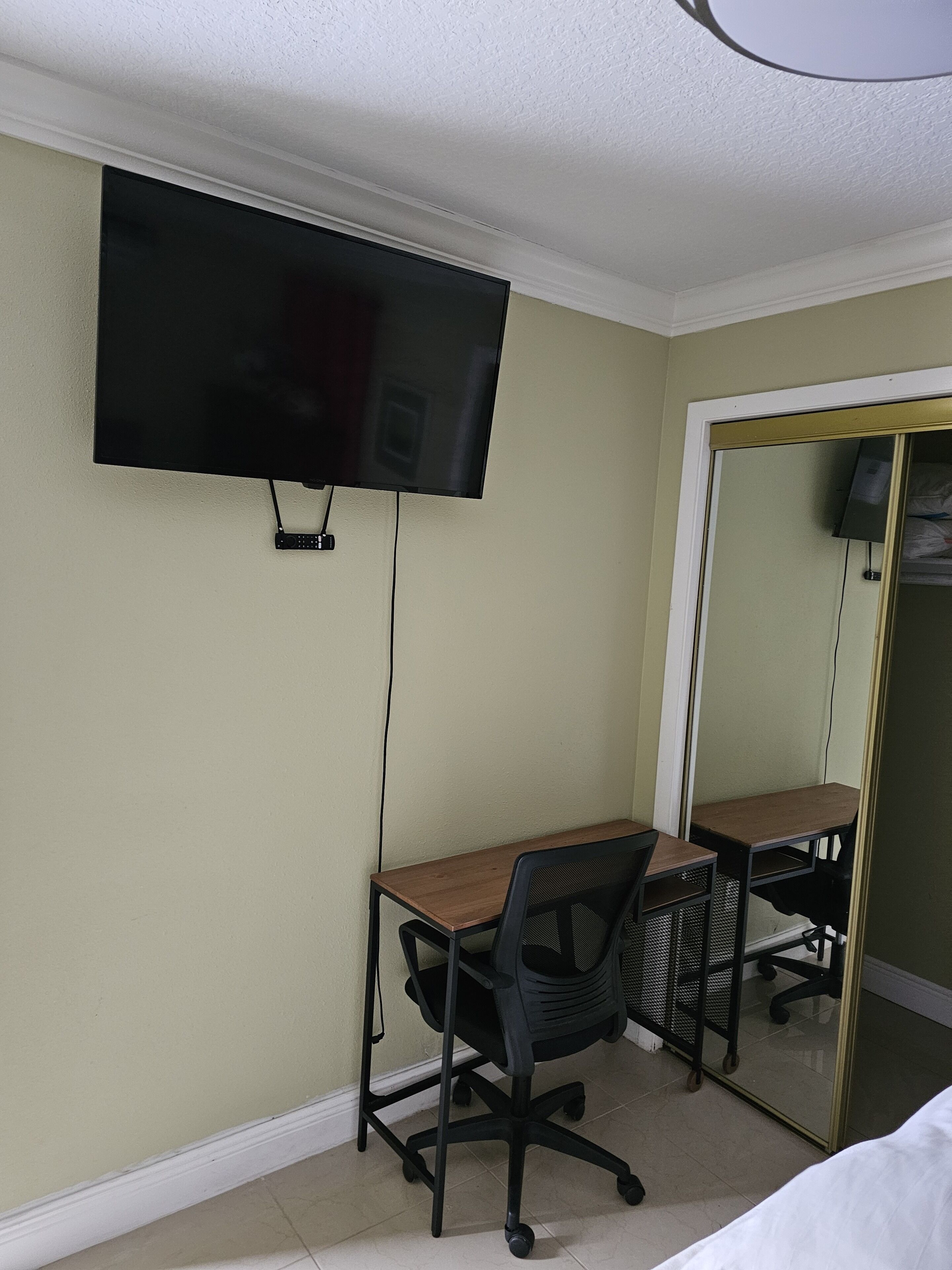 1 quarto, ferros/tábuas de passar roupa, Wi-Fi de cortesia