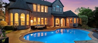 Executive Estate Rockwall- Family Retreat