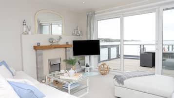 Cottage | Living area