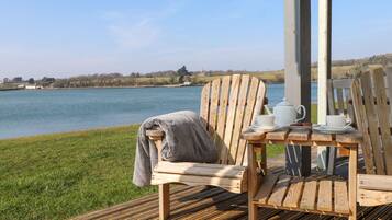 Cottage | Property grounds