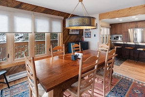 Condo, 4 Bedrooms | Dining