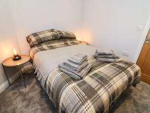 2 bedrooms, individually decorated, individually furnished, free WiFi - Myrtle Cottage (Preston)