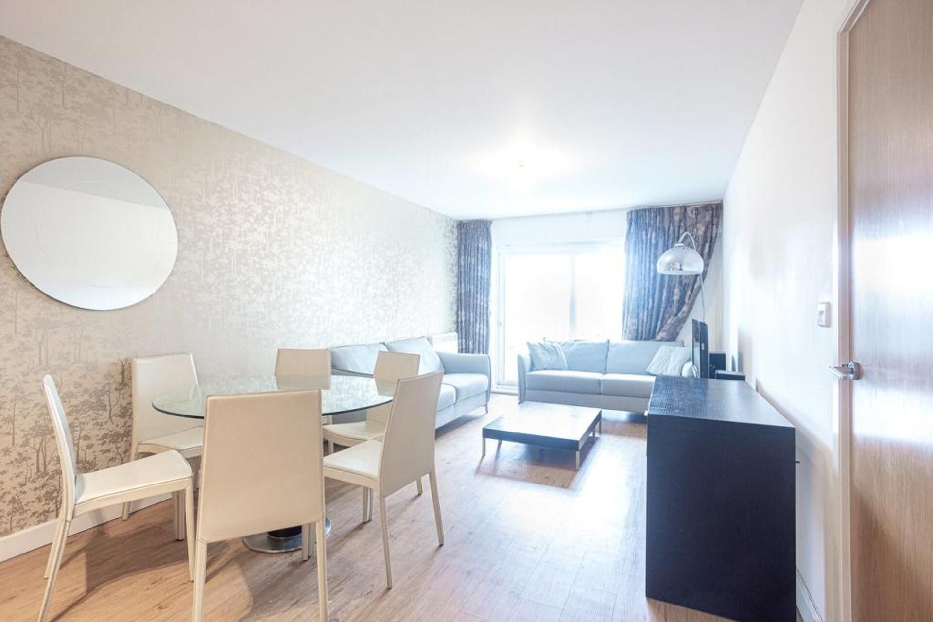 Apartment, Multiple Beds | Dining