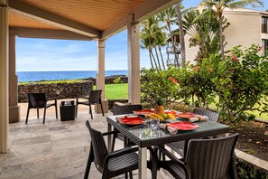 Condo, nhiều giường (Keauhou Kona Surf & Racquet Club #5-1) | Khu ẩm thực ngoài trời