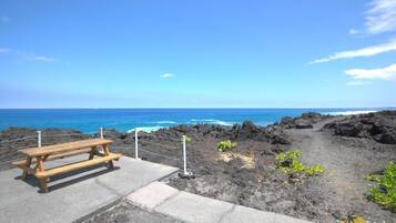 Condo, Multiple Beds (Keauhou Kona Surf & Racquet Club #5-1) | Property grounds