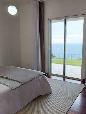 4 chambres, fer et planche Ă repasser, Wi-Fi gratuit, draps fournis