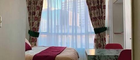 Bügeleisen/Bügelbrett, WLAN, Bettwäsche