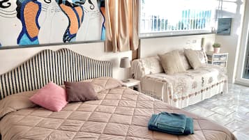 1 bedroom, free WiFi, bed sheets