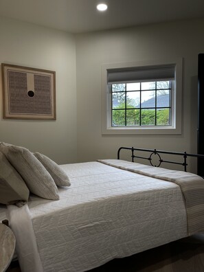 1 habitación, tabla de planchar con plancha, wifi gratis y ropa de cama 