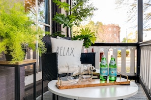 Outdoor dining - Modern, Lovely and Spacious Home (Richmond)
