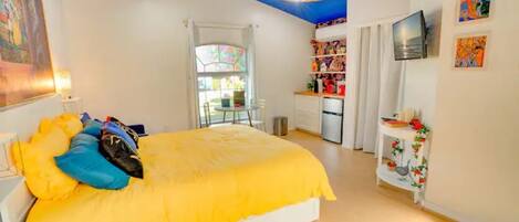 1 bedroom, iron/ironing board, free WiFi, bed sheets