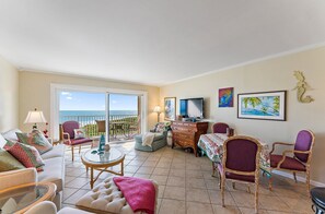 リビング エリア