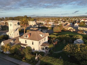Exterior - Abalone Room in The Weller House Water Tower — Ocean View (Fort Bragg)