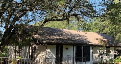 Entire Home Heath - Peaceful Secluded Estate
