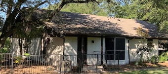 Entire Home Heath - Peaceful Secluded Estate