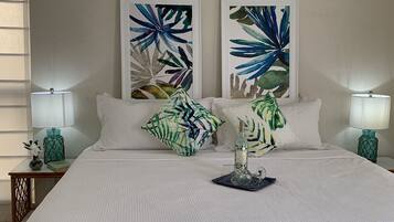 3 bedrooms, in-room safe, desk, iron/ironing board