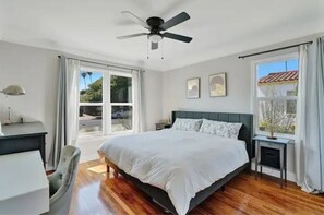 2 chambres, bureau, lit de bébé portatif, accès au Wi-Fi (inclus)