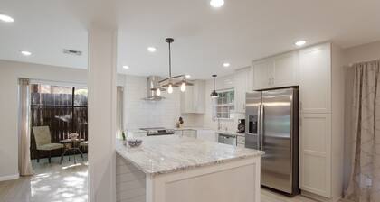 Spacious & Bright Home in Medical Center Area