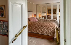 2 sovrum, strykjärn/strykbräda och gratis wi-fi