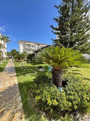 Property grounds - Charming 2 Bedroom Condo (Sosúa)