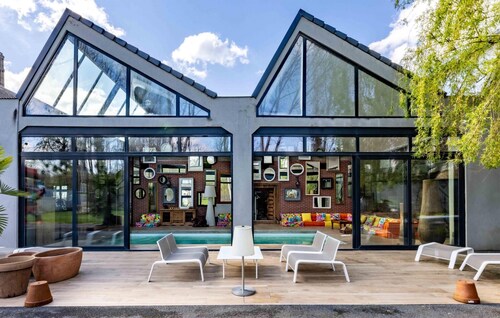 Awesome home in Breuillet with sauna