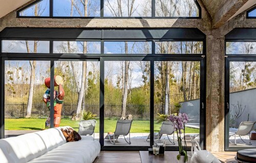 5 bedroom gorgeous home in Breuillet