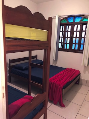 3 bedrooms, free WiFi, bed sheets