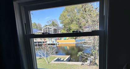Okeechobee Canal Vacation rental with dock