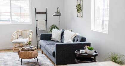 Urban Farmhouse ~ Downtown Loveland