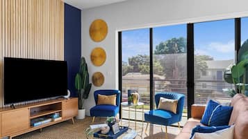 TV, offices
