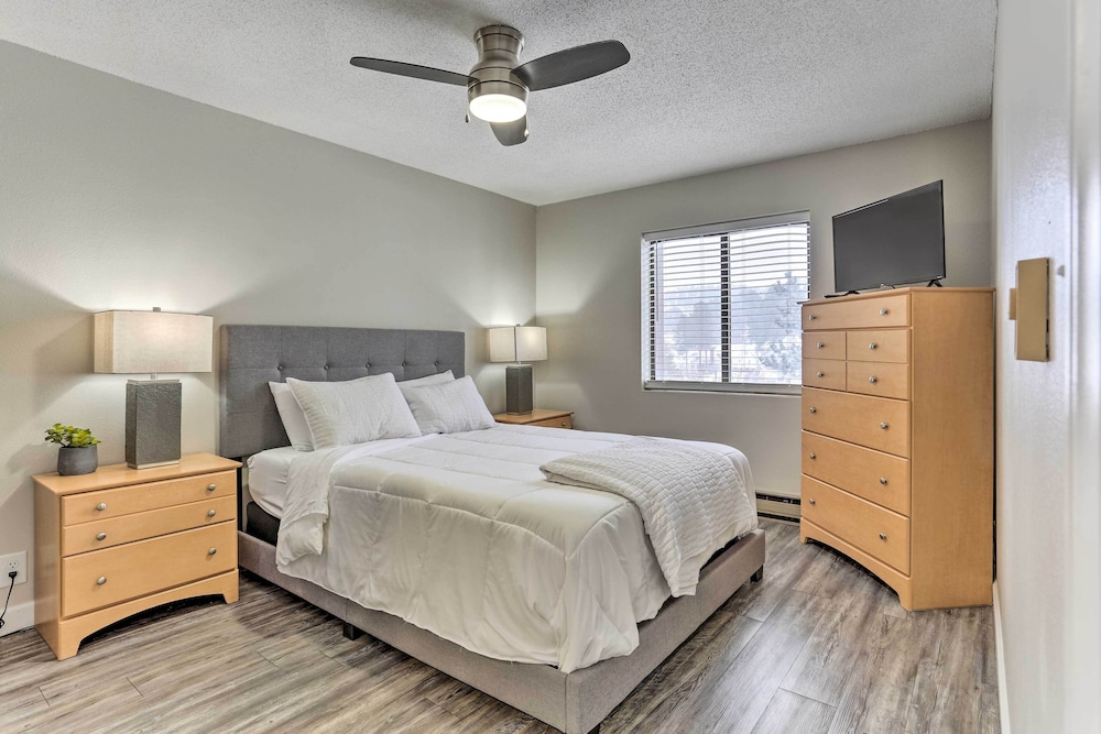 Room, Lead Vacation Rental ~ 17 Mi to Sturgis