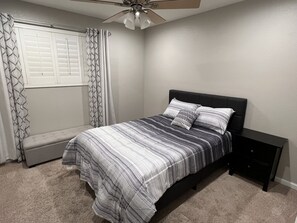 4 camere, Wi-Fi, lenzuola