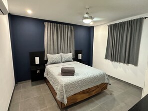 4 bedrooms, WiFi (free), bed sheets