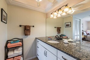 Immagine non classificata, 4 di 18, pulsante