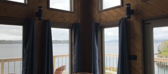 Cozy Boutique Chalet on the Ocean's Edge!