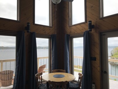 Cozy Boutique Chalet on the Ocean's Edge!
